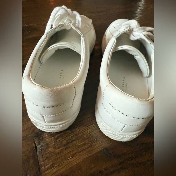 OLIVER CABELL - Picture 3 of 5